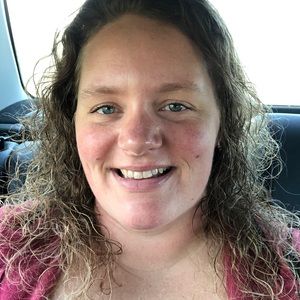 Meet your Posher, Shana